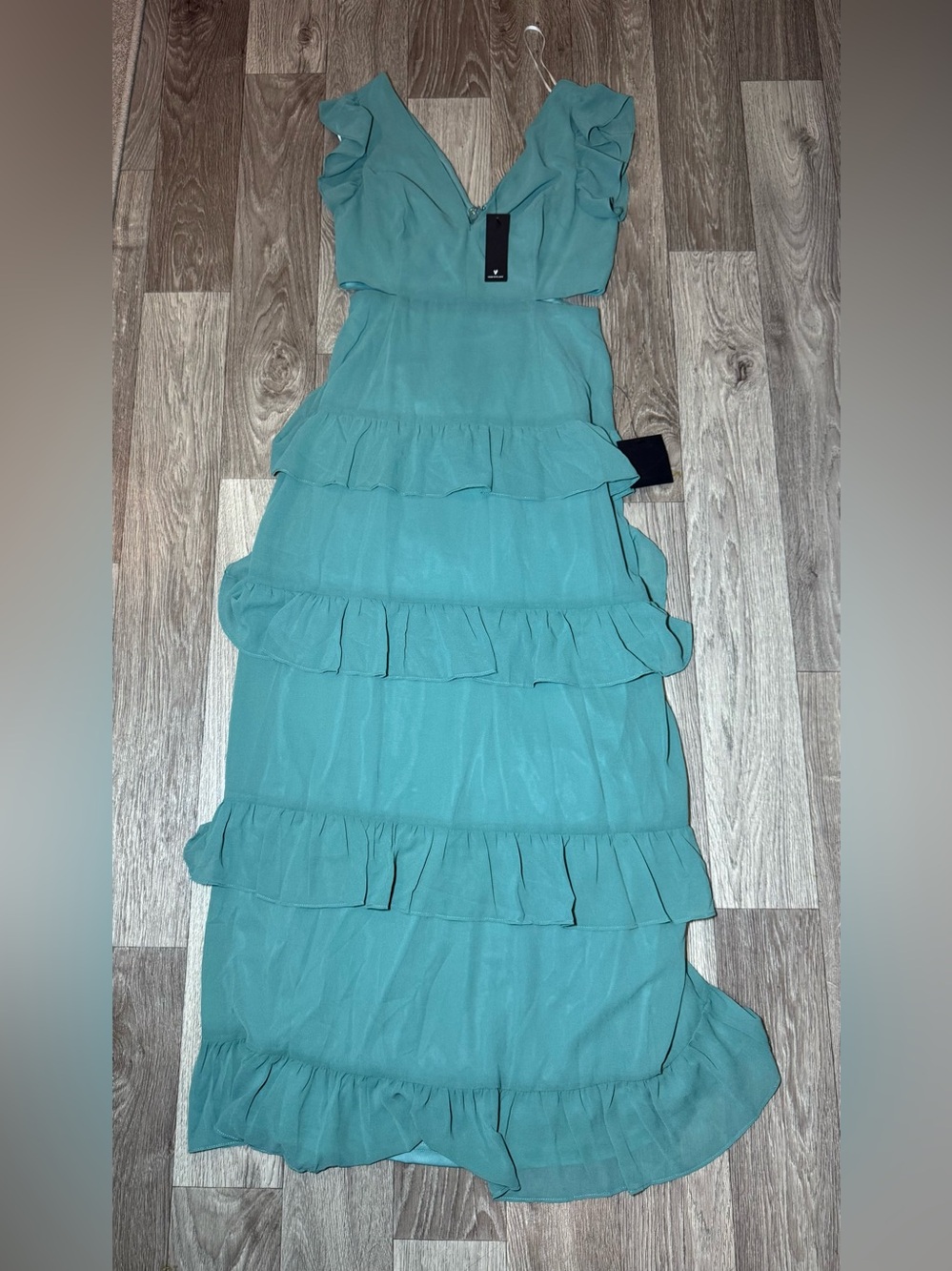 Lulus Green Tiered Chiffon Tiered Maxi Dress Size L NWT